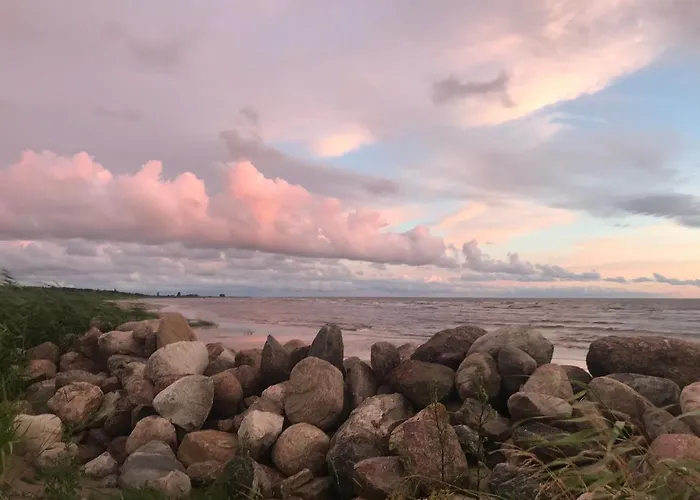 Teeveere Sea House * Treimani